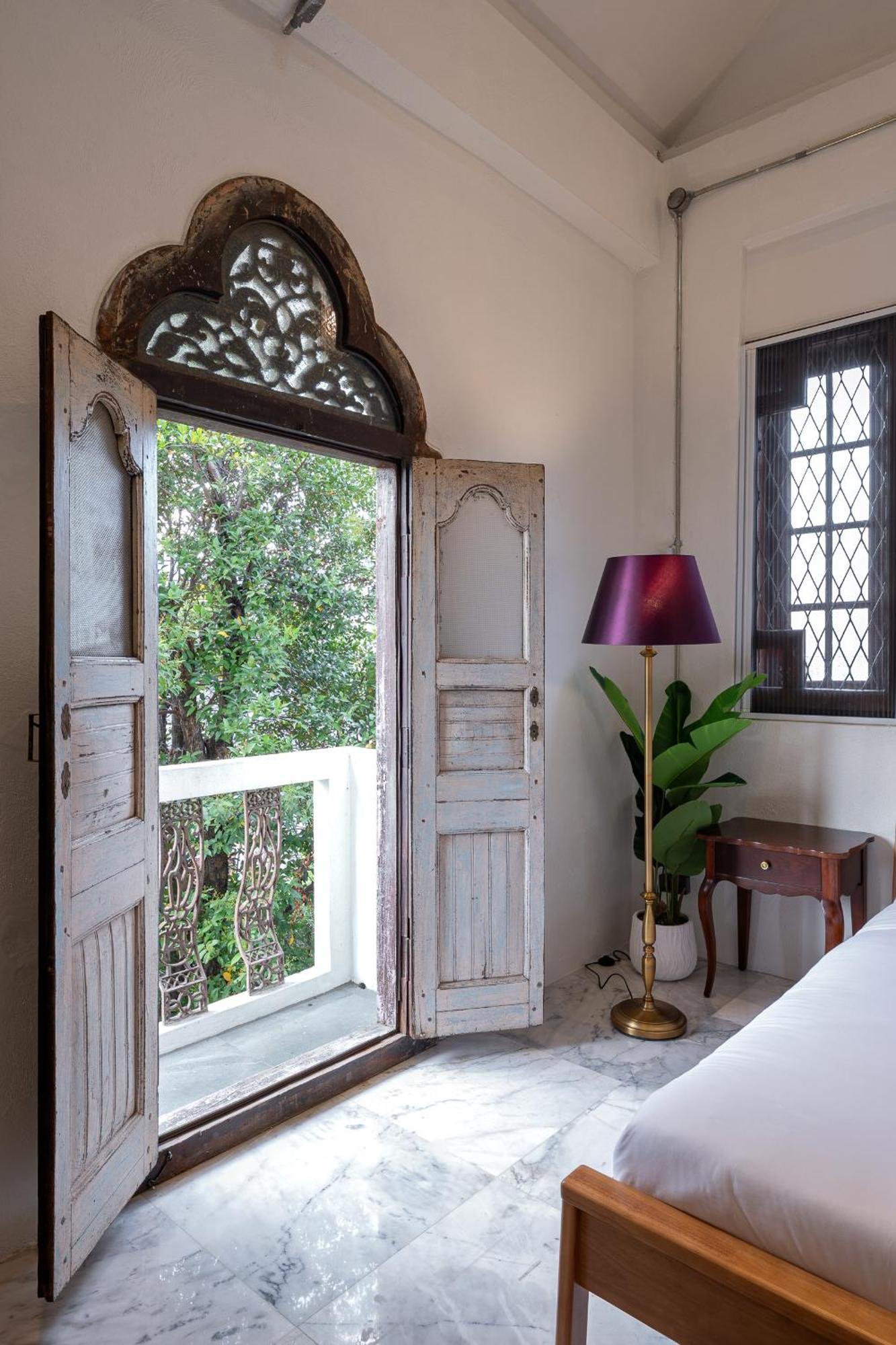 Santitham Pool I 5 Bedrooms I Walkable I Entire Villa *
